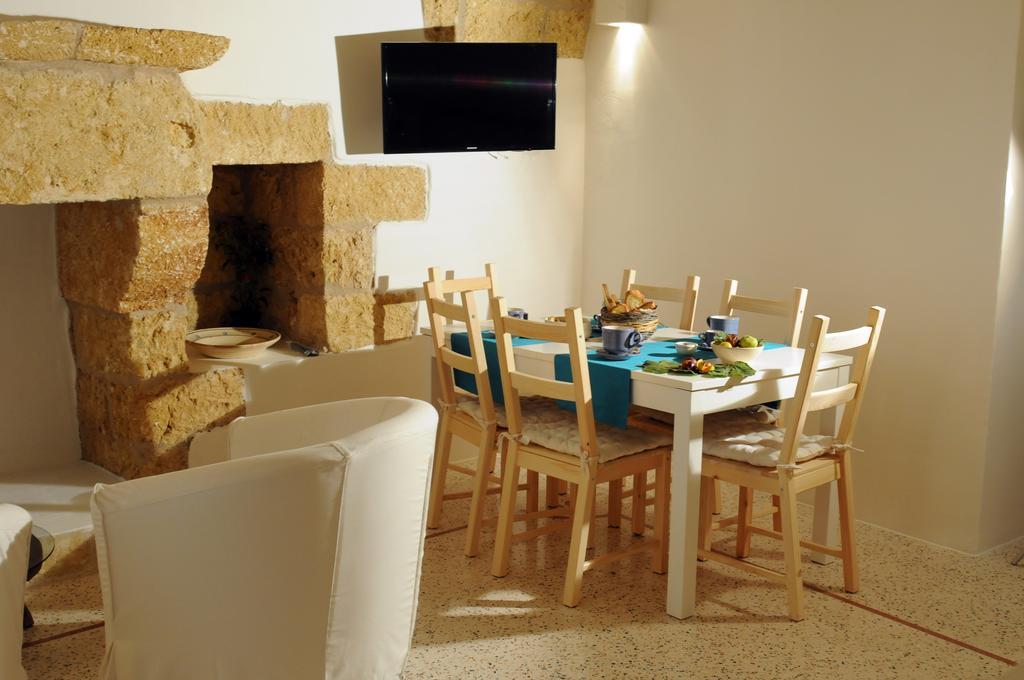 La Corte Dei Pirri * Gagliano del Capo